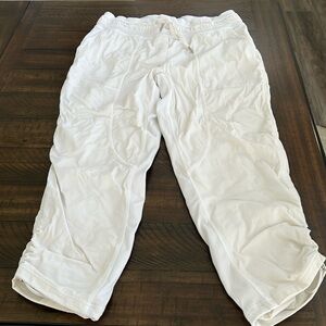 Lululemon athletica dance studio mid rise cropped pants